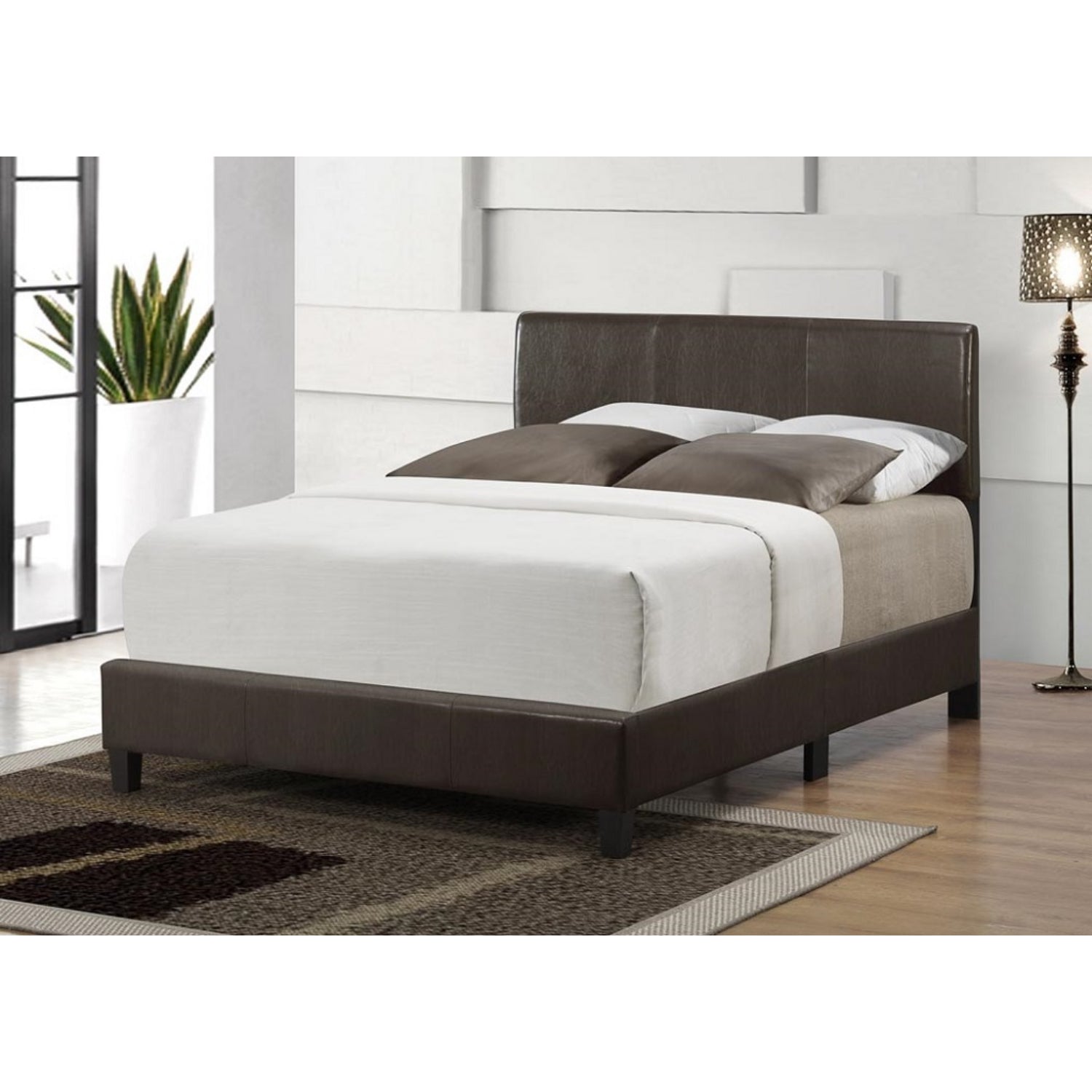 ViscoLogic LUCA Platform Bed with Faux Leather Headboard/Footboard and Rails