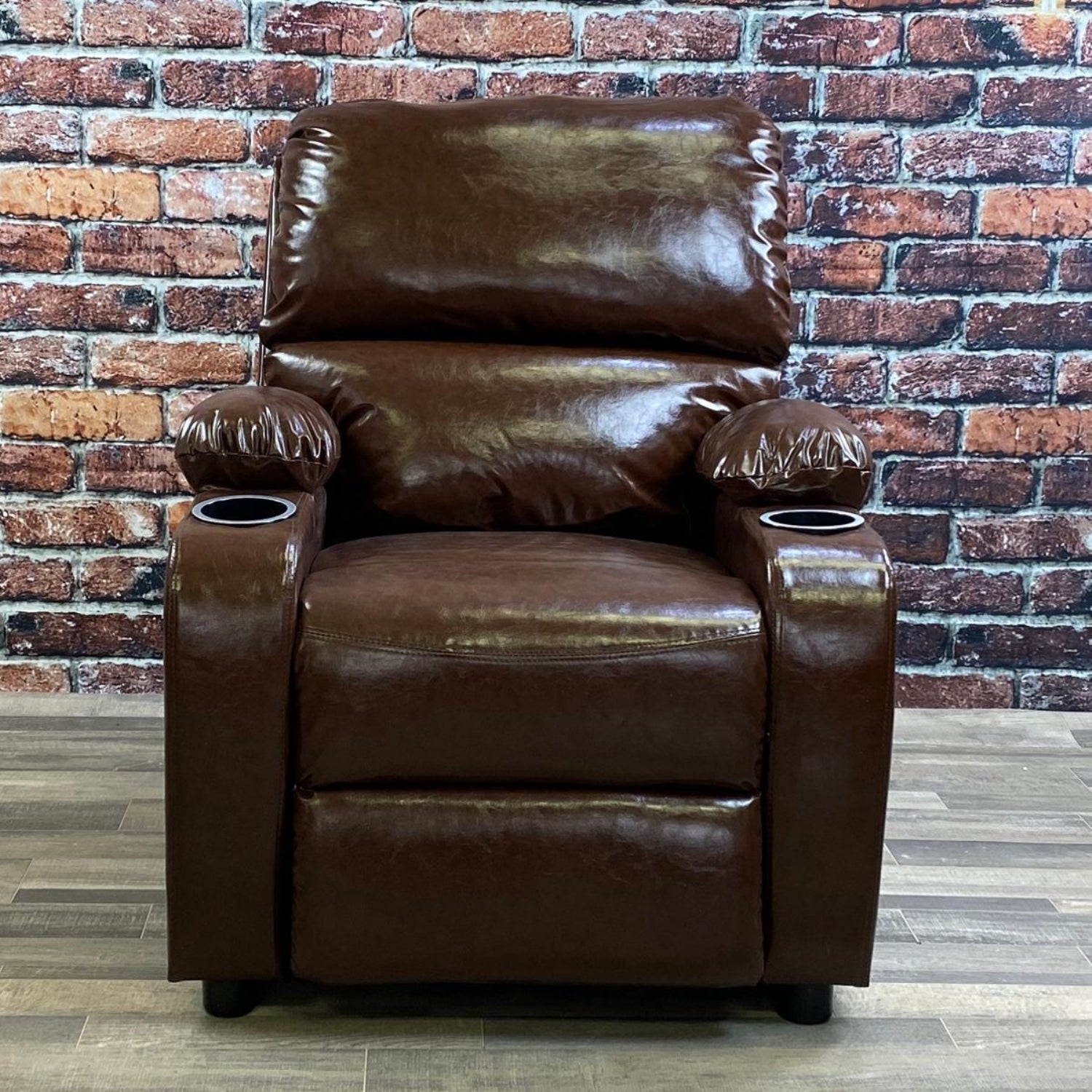 ViscoLogic RomaLuxe Luxury Push Back Mechanism Accent Home Theatre Living Room Recliner Chair